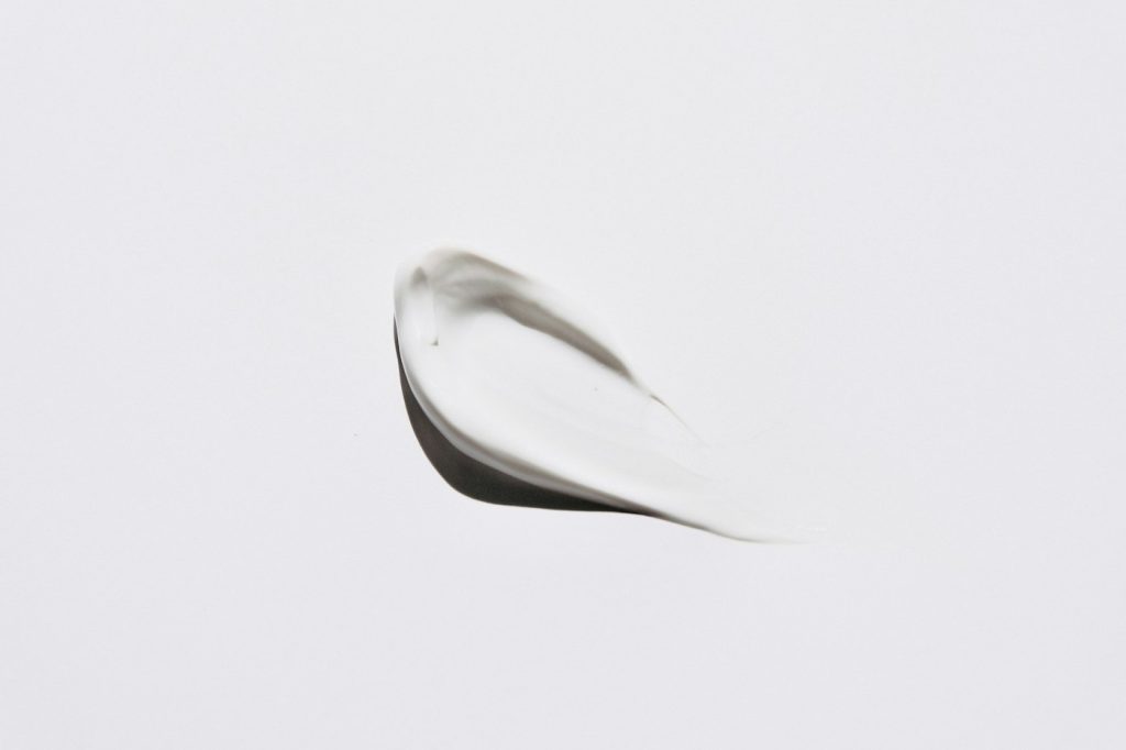 A swirl of moisturising cream